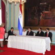 Las firmas correspondientes se efectuaron ante la escribana mayor de Gobierno.