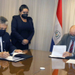 El presidente de la Corte Suprema de Justicia, doctor César M. Diesel Junghanns y el vicerrector de la Universidad Nacional de Pilar (UNP), Adolfo Villasboa Romañach, suscribieron el convenio marco de cooperación.