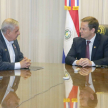 El presidente del IPS expuso la necesidad de fortalecer los mecanismos de intercambio de información y cooperación institucional para una mejor comprensión de los aspectos médicos.