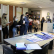 La licenciada Rosa Palau, coordinadora del Museo, brindando detalles acerca de los archivos del terror.