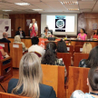 La representante de ONU Mujeres Paraguay, Ruth Benítez, brindando una charla en el conversatorio.