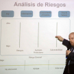 Los especialistas internacionales en trabajo social Michel Pease y Daniel Hope se encargaron de las exposiciones.