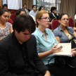 Estuvo dirigida a competidores y estudiantes de facultades de Derecho que participan de la competencia Interuniversitaria de juicios orales con énfasis en Derechos Humanos.