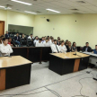 Los visitantes dialogaron con el juez Penal de Sentencia doctor Héctor Capurro, quien hizo una reseña general de las etapas del proceso penal.