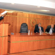 Profesor Ramón Silva, se encargo de presentar el diccionario de lengua guaraní