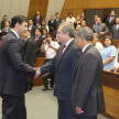 Los nuevos ministros de la Corte recibieron el saludo de los congresistas luego del juramento.