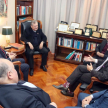 El Ministro de la Corte Suprema de Justicia e integrante de la Sala Civil, doctor Eugenio Jiménez Rolón, recibió a la delegación en su despacho.