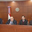 La delegación académica estuvo integrada por especialistas internacionales en derecho procesal: el doctor Gustavo Calvinho, de la Universidad Austral; el doctor Manuel González Castro, de la Universidad de Córdoba; y el doctor Remberto Valdés, de Chile.