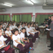 El director de Comunicación, Luis Giménez presentando la jornada