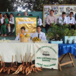 Los alumnos de las instituciones educativas del lugar estuvieron participando activamente con exposiciones y venta de productos