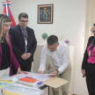 Firma de la documentación que da continuidad al proceso de transferencia y administración de los bienes incautados.