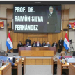 Silva se refirió al trabajo que desarrolla desde hace varios años en torno al guaraní y a las formas particulares que adquiere su uso cotidiano en Paraguay.
