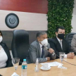 Como nuevos abogados tienen el deber de desempeñar con honestidad sus funciones, siendo fiel a la justicia y a las personas que recurran a ellos.