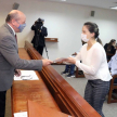 Tras culminar el acto se otorgó a cada uno el certificado para constatar la obtención de la nacionalidad paraguaya.