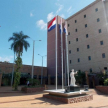 Fachada de la sede del Palacio de Justicia de Caacupé.