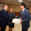 Al término del acto se procedió a la entrega de reconocimiento a varios magistrados por la colaboración brindada en el trabajo de investigación.