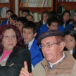 Padres de alumnos llegaron hasta el colegio para participar de la charla.