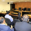 El camarista Carlos Ortiz Barrios dialogando con los futuros abogados.