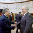 El ministro Eugenio Jiménez Rolón realizó el saludo protocolar al doctor Gustavo Benicio Miranda Villamayor.