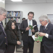 Durante la visita, los jueces de la Corte IDH, firmaron el libro de visitantes ilustres.