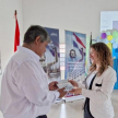 Entrega de materiales informativos.