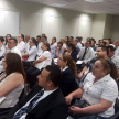 Los funcionarios se mostraron muy interesados y realizaron consultas