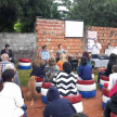 Pobladores de la ciudad de Ñemby recibiendo capacitación.