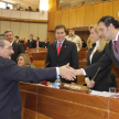 El senador Víctor Bogado saluda al presidente del máximo tribunal.