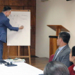 El disertante explicó que surge de la ciencia formal entendida como sistema deductivo y que, en consecuencia, la noción de sistema jurídico se vincula con la empleada en dicho ámbito.