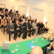 La publicación propone una reflexión en torno a los fundamentos éticos y la legitimidad del proceso judicial en el contexto del Estado democrático de derecho.