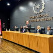 “Con este acto culmina la etapa de formación profesional. Han concluido la carrera con esfuerzo y sacrificio, y a partir de hoy están inscriptos en los registros del máximo tribunal de la República, habilitados para ejercer la abogacía en todo el país.