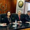 La reunión se desarrolló en la sala de conferencias del octavo piso.