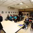 El director del Museo de la Justicia, Agustín Fernández, resaltó el valor histórico del museo e invitó a los jóvenes a una visita guiada por el referido recinto.