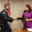A su turno, la vicepresidenta de la Corte Suprema de Justicia, Miryam Peña, reconoció la actividad delicada de los agentes.