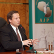 Doctor Alberto Martínez Simón, coordinador académico del fuero Civil y Comercial de la Asociación de Jueces del Paraguay, expuso sobre la responsabilidad civil derivada del derecho de familia.