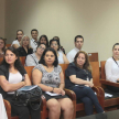 Está dirigido a funcionarios judiciales y público en general