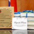 El segundo premio incluyó en una placa honorífica y libros de cortesía de la Editorial La Ley Paraguaya. 