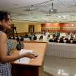 La abogada Thamara Romero, representante de la Conferencia de las Naciones Unidas sobre Comercio y Desarrollo (Unctad) realizando su exposición.