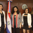 Ministra Carolina Llanes tomó juramento a actuarias judiciales para Canindeyú