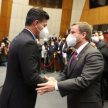 Durante el saludo por parte del ministro Alberto Martínez Simón,durante el acto protocolar en el Congreso.