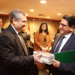 Cabe resaltar que el ministro Eugenio Jiménez Rolón hizo entrega de publicaciones de la CSJ que tienen relación con los DD.HH al Coordinador General del PIFJ, Juan Carlos Roncal. 