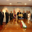 Un cuadro con la imagen del Palacio de Justicia de la Federación de Rusia recibió el titular de la máxima instancia judicial del Paraguay, doctor José Raúl Torres Kirmser.