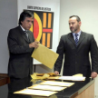 Los funcionarios de la Dirección de Derechos Humanos Andrés Ramírez y Andrés Vázquez se encargaron de la apertura de los sobres.