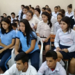 Los alumnos del Colegio Nacional Tacuary escucharon atentos las explicaciones.