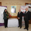 Entrega simbólica de flores en memoria de la doctora Serafina Dávalos, primera mujer abogada y primera feminista prominente del país. En marco de la conmemoración del Día de la Mujer Paraguaya.