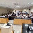 La comunidad educativa del colegio Nacional Juana María de Lara, recibió una charla educativa.