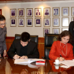 El Instituto de Investigaciones Jurídicas (IIJ) y la Revista Jurídica del Centro de Estudiantes de Derecho de la Universidad Católica de Asunción (UCA) firmaron un convenio de cooperación.