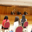 La secretaria general de la Corte Suprema de Justicia, Abg. Ximena Martínez Seifart, durante la lectura del acta.
