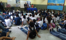 Autoridad Judicial recomendó a alumnos del Colegio Presidente Franco a seguir formándose