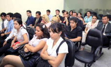 Estudiantes universitarios participan de juicios orales
